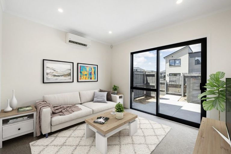 Photo of property in 23 Samuel Marsden Place, Whenuapai, 0618