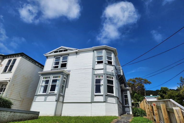 Photo of property in 9 Brougham Street, Mount Victoria, Wellington, 6011