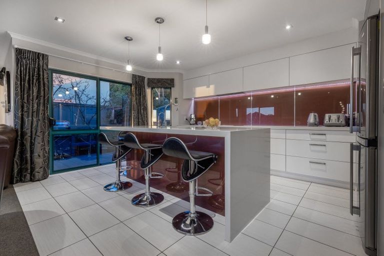 Photo of property in 143 Eskdale Road, Papakowhai, Porirua, 5024