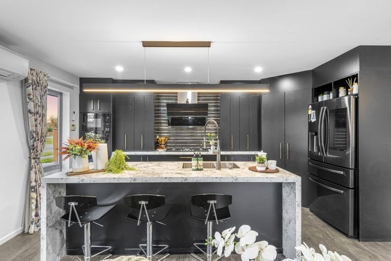 Photo of property in 3 Marlowe Place, Rolleston, 7614