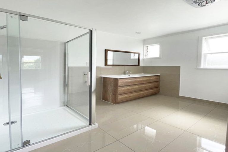 Photo of property in 58a Rua Road, Glen Eden, Auckland, 0602