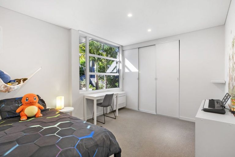 Photo of property in 53 Walter Street, Hauraki, Auckland, 0622