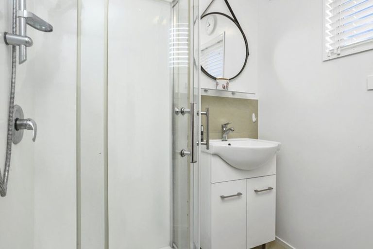 Photo of property in 1/6 Bingara Place, Favona, Auckland, 2024