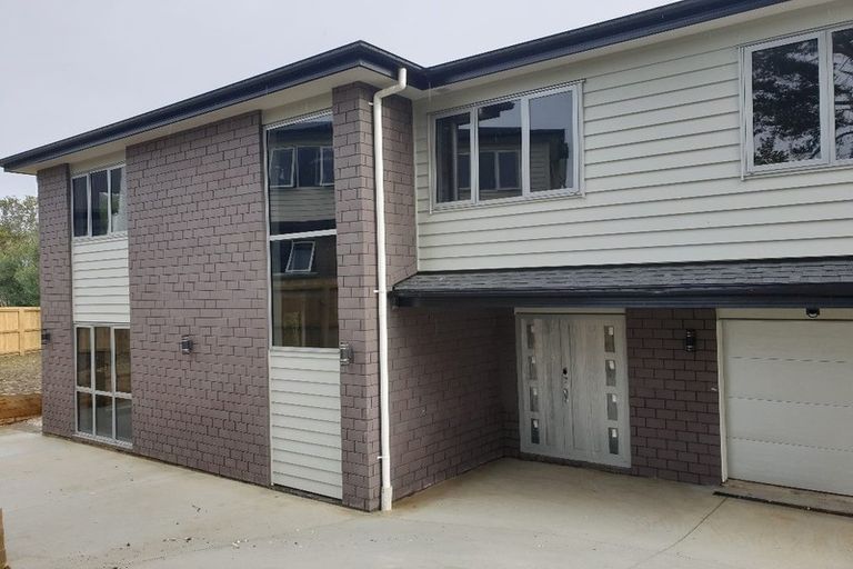 Photo of property in 87d Sturges Road, Henderson, Auckland, 0612