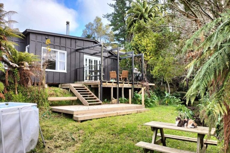 Photo of property in 806 Pohangina Road, Ashhurst, 4884