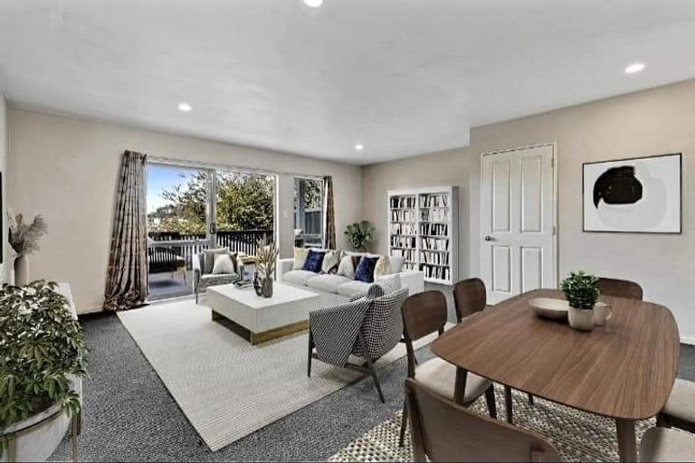 Photo of property in 26/3 Hulme Place, Henderson, Auckland, 0612