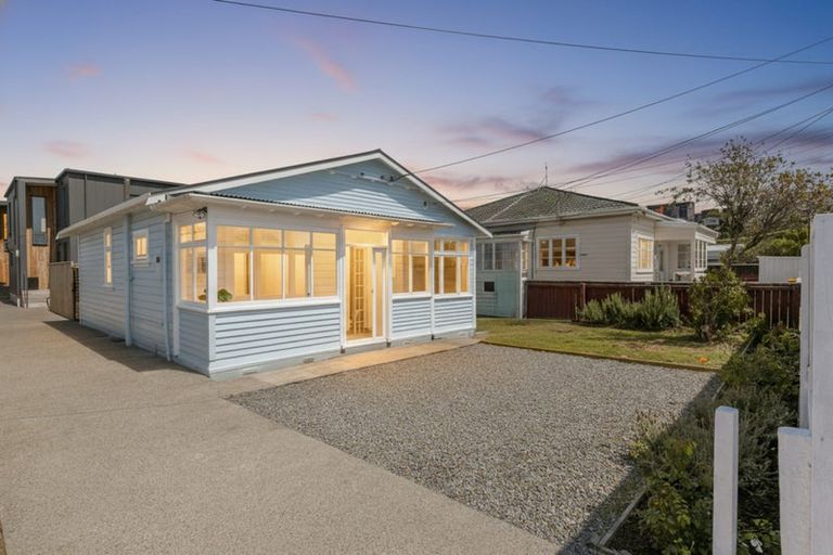 Photo of property in 26 Byron Street, Miramar, Wellington, 6022