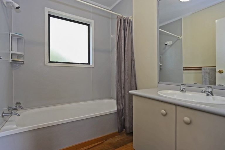 Photo of property in 30a Meander Drive, Welcome Bay, Tauranga, 3112