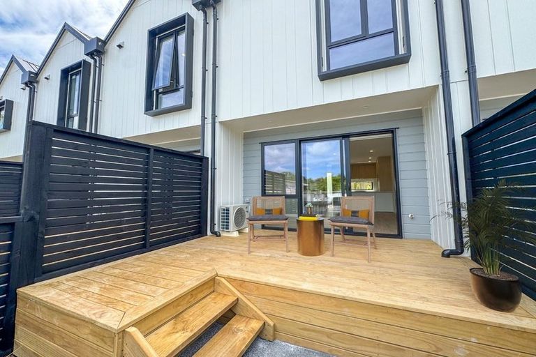 Photo of property in 30d Flaxdale Street, Birkdale, Auckland, 0626
