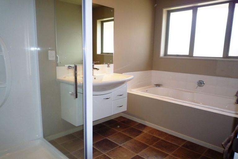 Photo of property in 33 Rembrandt Drive, Rolleston, 7614