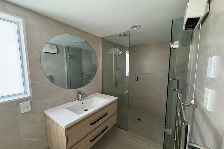 Photo of property in 4a Pauline Place, Bucklands Beach, Auckland, 2014