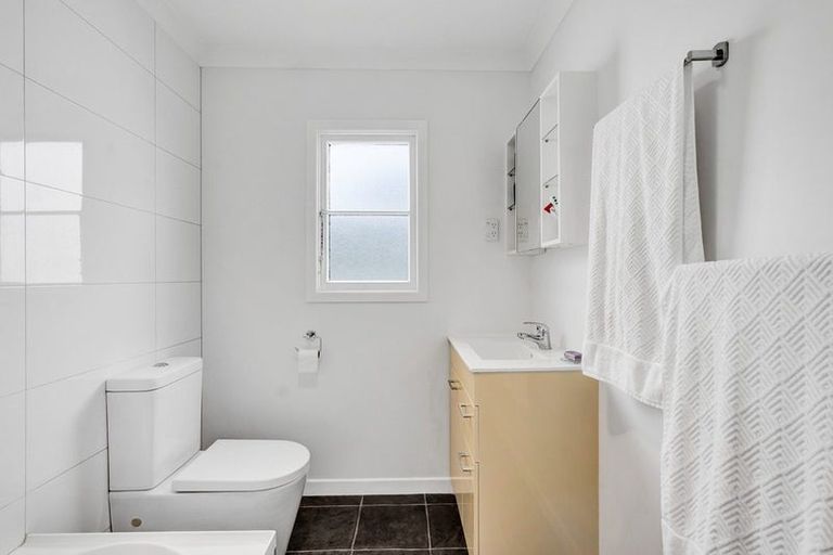 Photo of property in 41 Princes Street, Fitzroy, New Plymouth, 4312