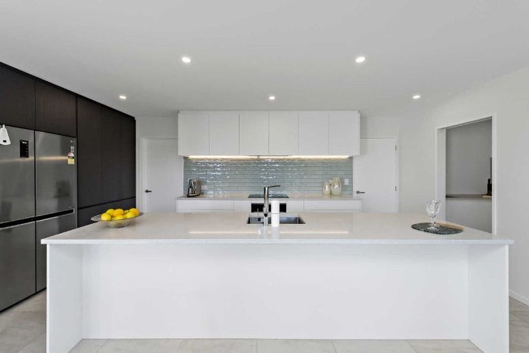 Photo of property in 11 Tulett Park Drive, Casebrook, Christchurch, 8051