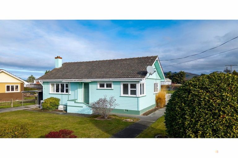 Photo of property in 39 Wilkin Street, Waimate, 7924