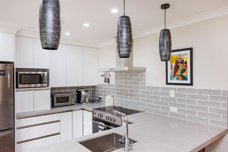 Photo of property in 158 Turitea Road, Fitzherbert, Palmerston North, 4472