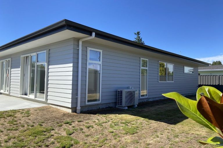 Photo of property in 18 Guy Street, Waipawa, 4210
