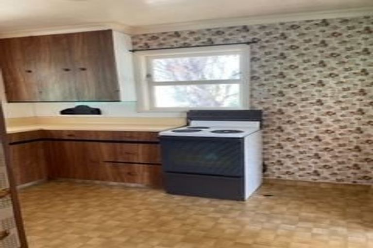 Photo of property in 1 Marsden Terrace, Ohau, Levin, 5570