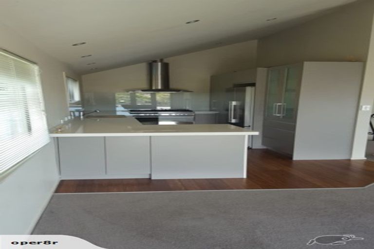 Photo of property in 46 Masterton Road, Rothesay Bay, Auckland, 0630
