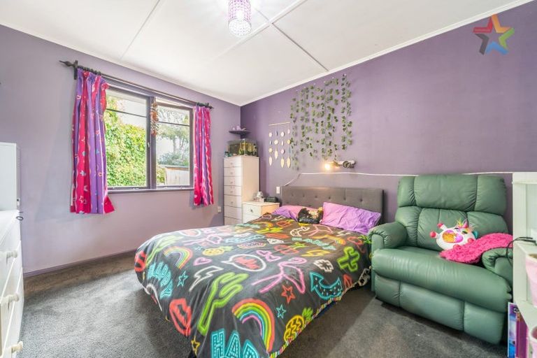 Photo of property in 32a Kopara Grove, Stokes Valley, Lower Hutt, 5019