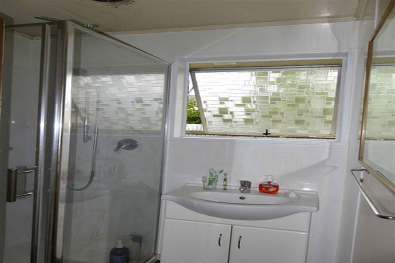 Photo of property in 12 Burns Street, Kew, Invercargill, 9812