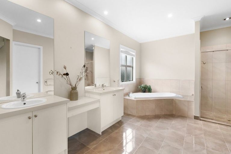 Photo of property in 102 Hunter Drive, Awatoto, Napier, 4110