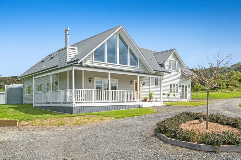 Photo of property in 346 Inland Road, Helensville, 0875