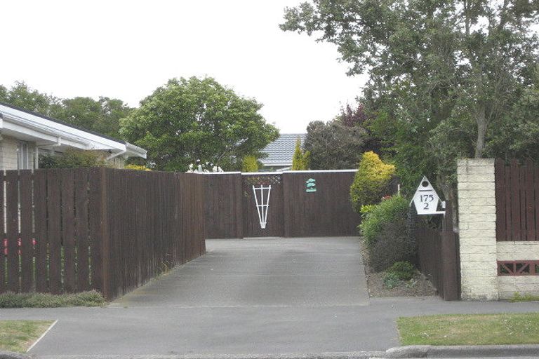 Photo of property in 2/175 Queenspark Drive, Parklands, Christchurch, 8083