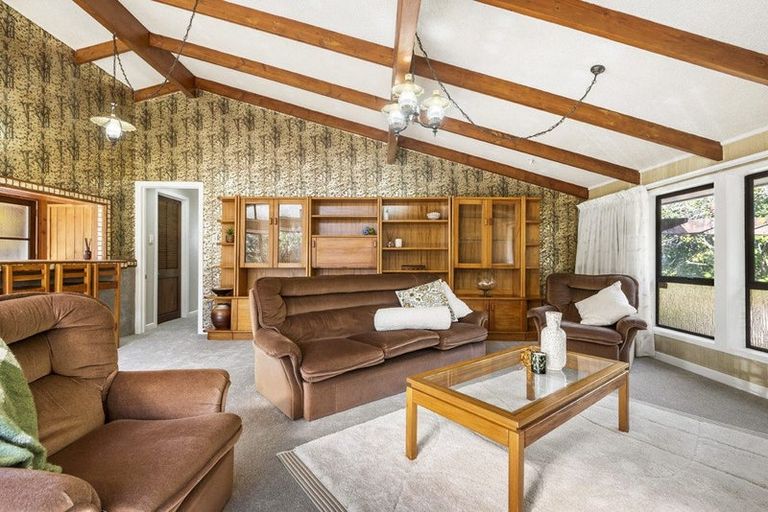 Photo of property in 55 Blakeborough Drive, Forrest Hill, Auckland, 0620