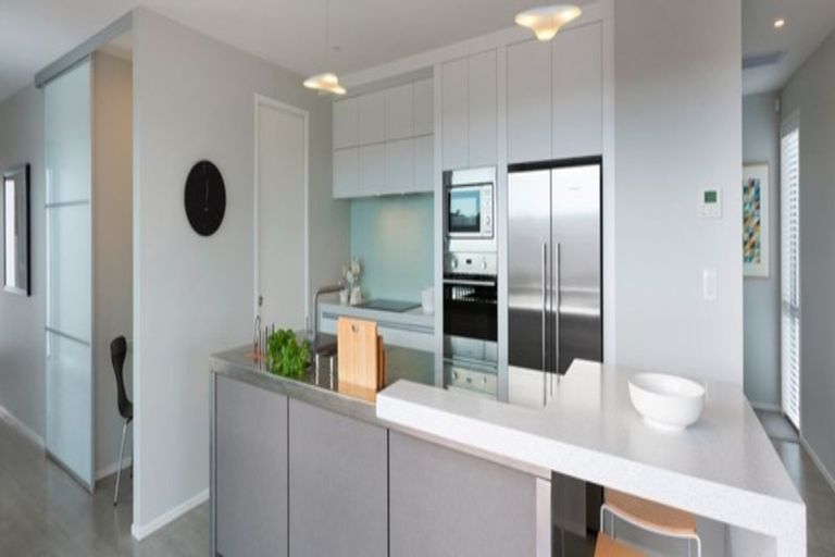 Photo of property in 41 Makete Crescent, Hobsonville, Auckland, 0618