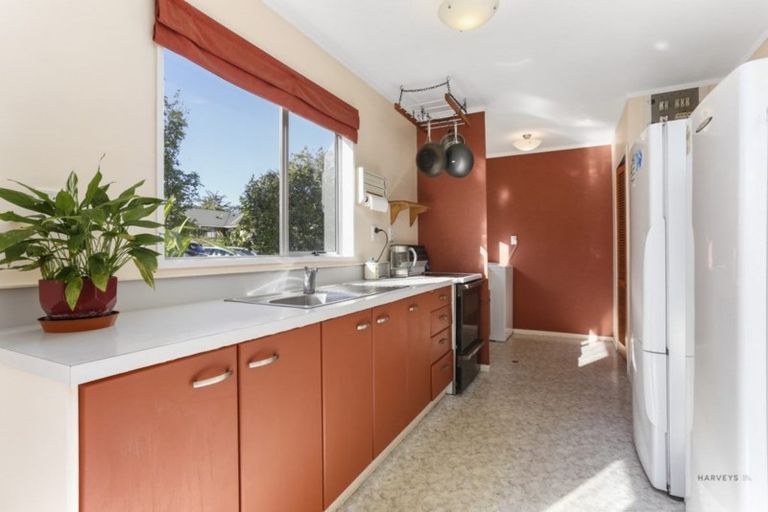 Photo of property in 1/83 Mcleod Road, Te Atatu South, Auckland, 0610