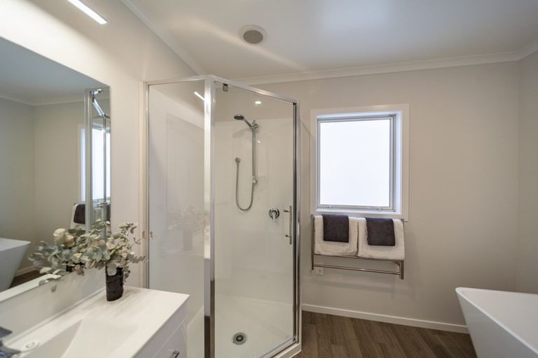 Photo of property in 12e Johnson Street, Waipawa, 4210