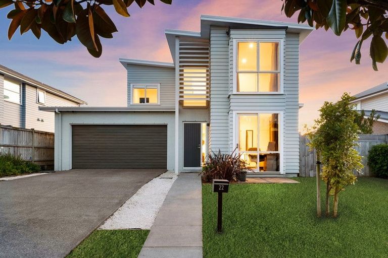 Photo of property in 22 Couldrey Crescent, Red Beach, 0932
