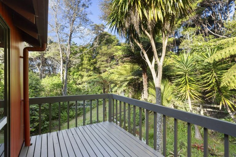 Photo of property in 8 Selwyn Avenue, Glen Eden, Auckland, 0602