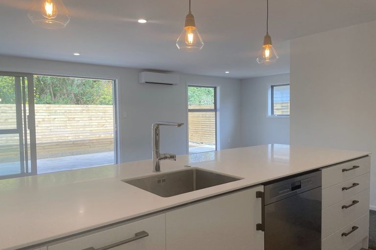 Photo of property in 11 Cartographer Way, Whitby, Porirua, 5024