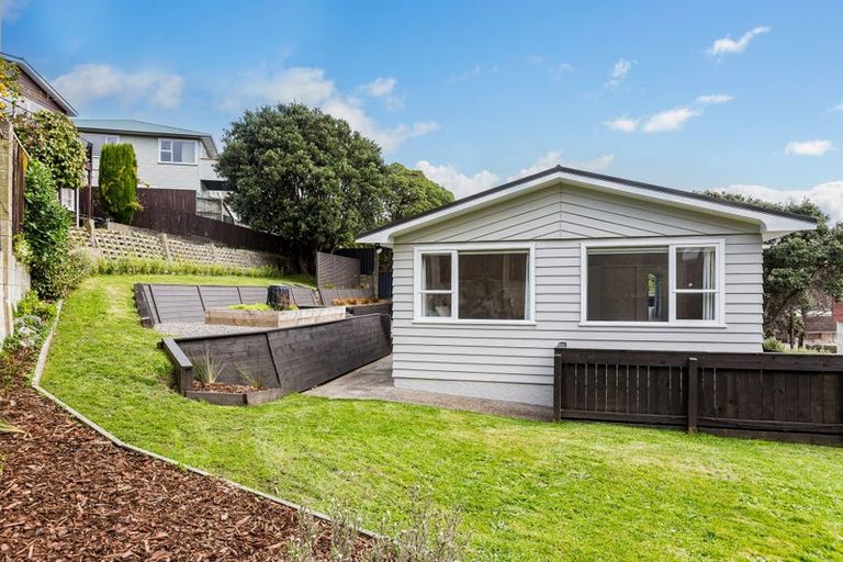 Photo of property in 9 Brora Crescent, Papakowhai, Porirua, 5024