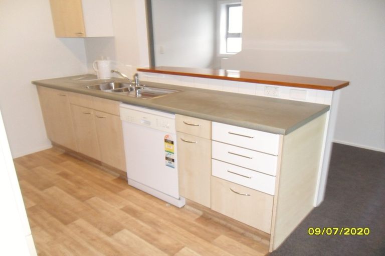 Photo of property in 8 Girton Terrace, Mount Cook, Wellington, 6021