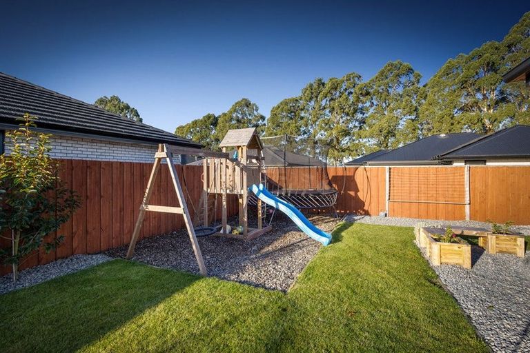 Photo of property in 7 Hepburn Place, Rolleston, 7614