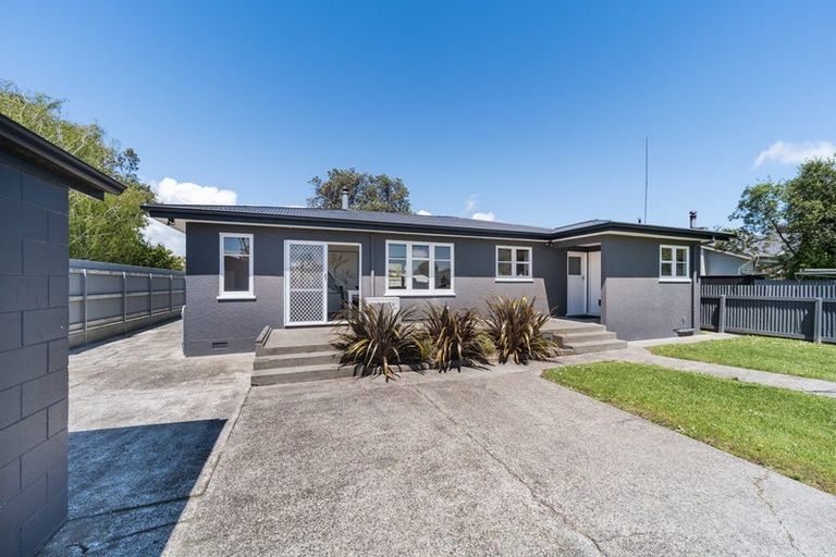 Photo of property in 49 College Street, Awapuni, Palmerston North, 4412