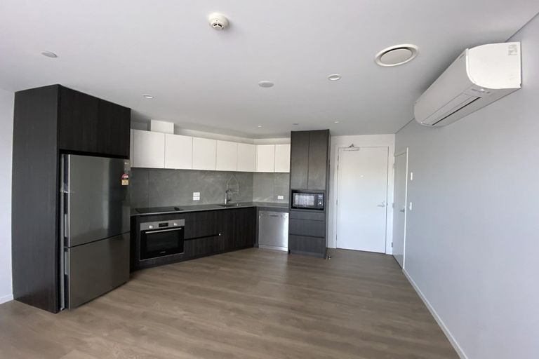 Photo of property in 223/3 Kaipiho Lane, Albany, Auckland, 0632