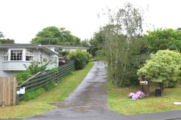 Photo of property in 62 Lavery Place, Sunnynook, Auckland, 0632