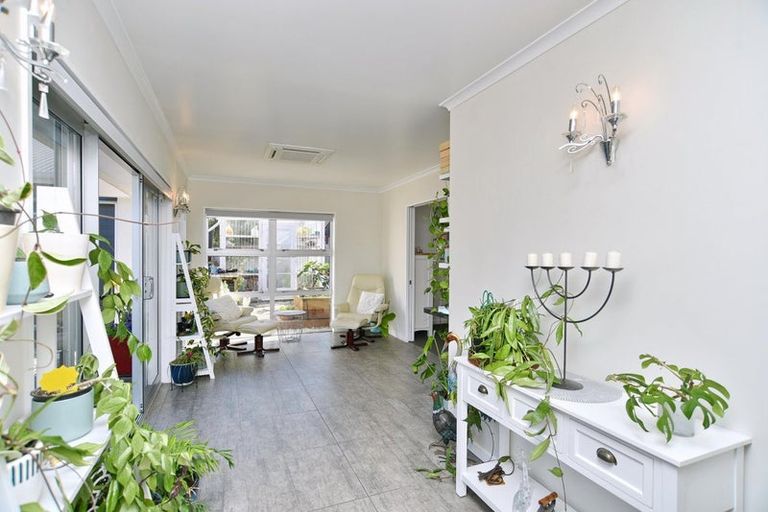 Photo of property in 44 Geddis Street, Rangiora, 7400