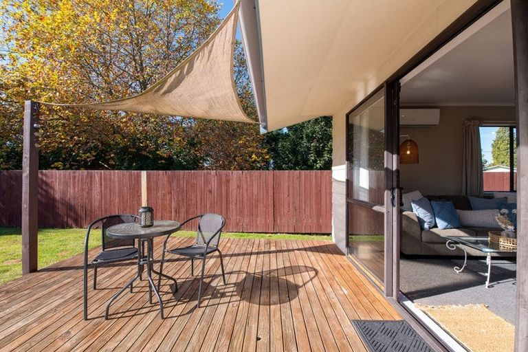 Photo of property in 9b Mount View Drive, Mangakakahi, Rotorua, 3015
