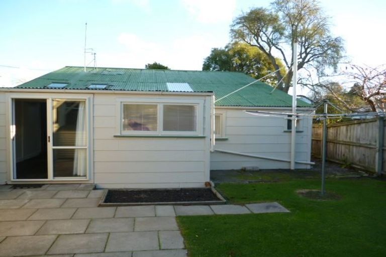 Photo of property in 10 Donald Place, St Albans, Christchurch, 8014