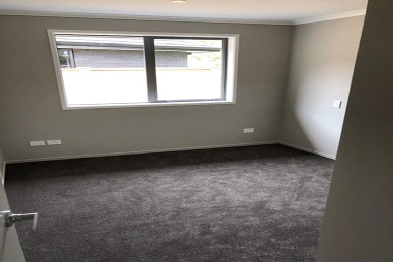 Photo of property in 4 Genoa Place, Whitby, Porirua, 5024