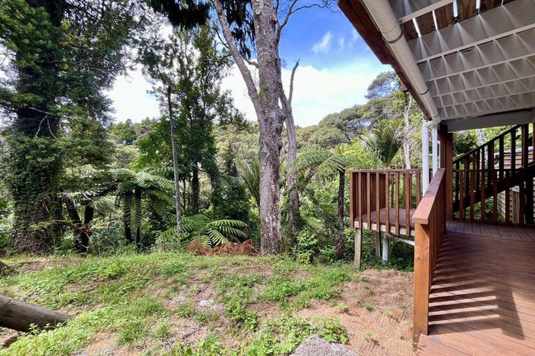 Photo of property in 277 Konini Road, Titirangi, Auckland, 0604