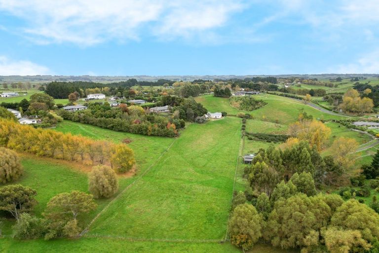 Photo of property in 100 Halcombe Road, Feilding, 4775