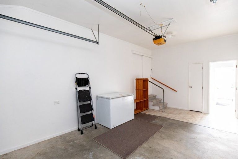 Photo of property in 37 Darlington Street, Ngatea, 3503