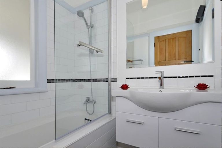 Photo of property in 104 Saint James Avenue, Papanui, Christchurch, 8053