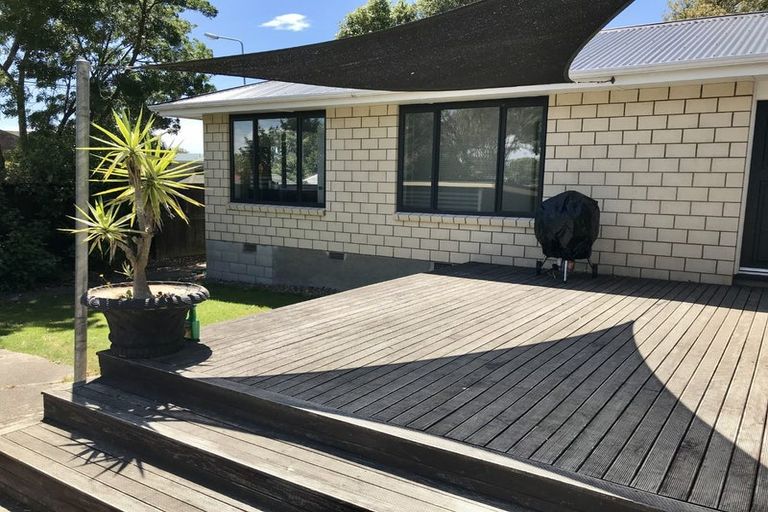 Photo of property in 202 Centaurus Road, Saint Martins, Christchurch, 8022