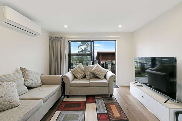 Photo of property in 80 Selo Street, Glen Eden, Auckland, 0602